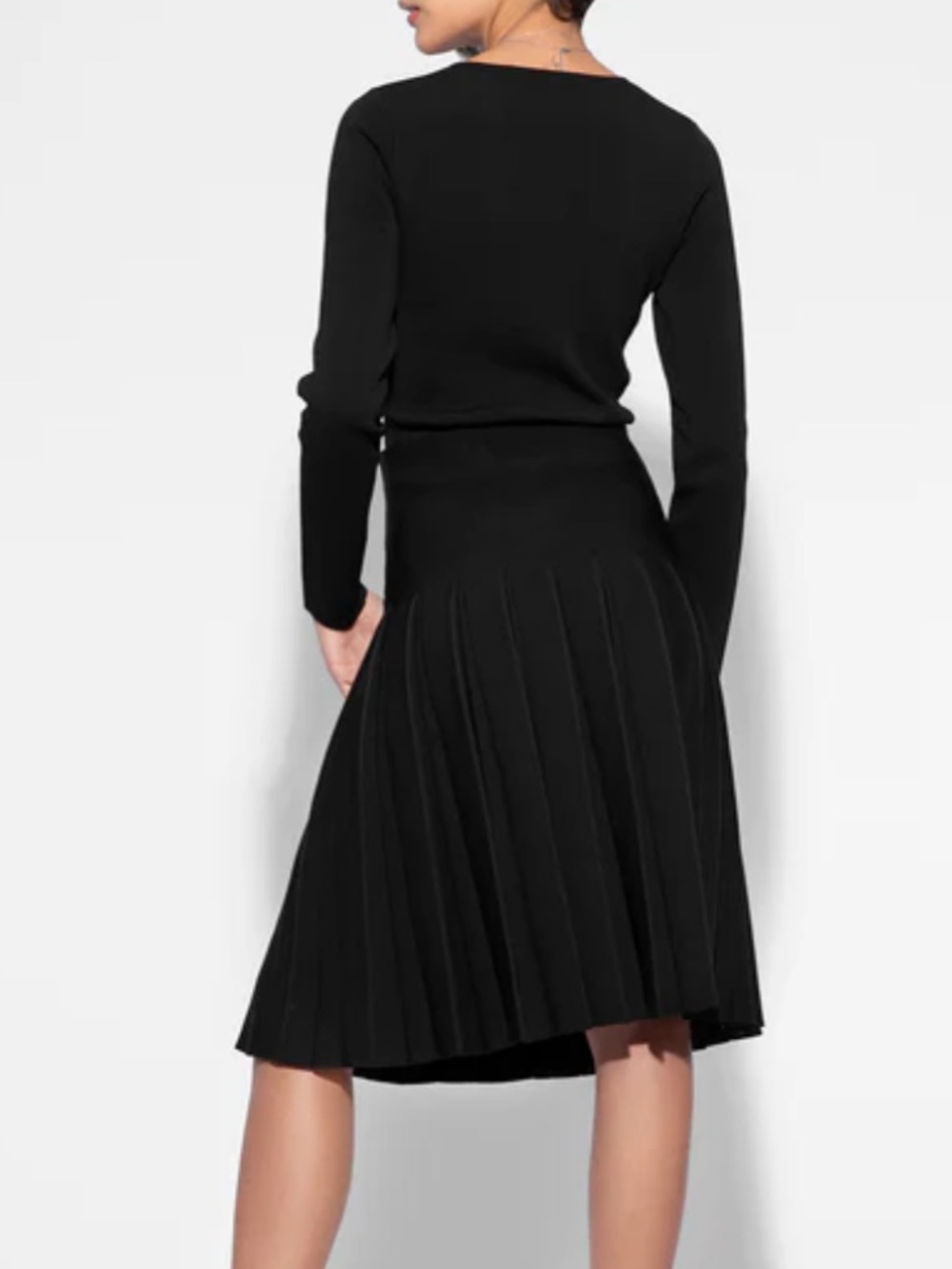 Aleeza Paris Elegant Black Wonder Pleated-Waist Skirt - Picture 2 of 5
